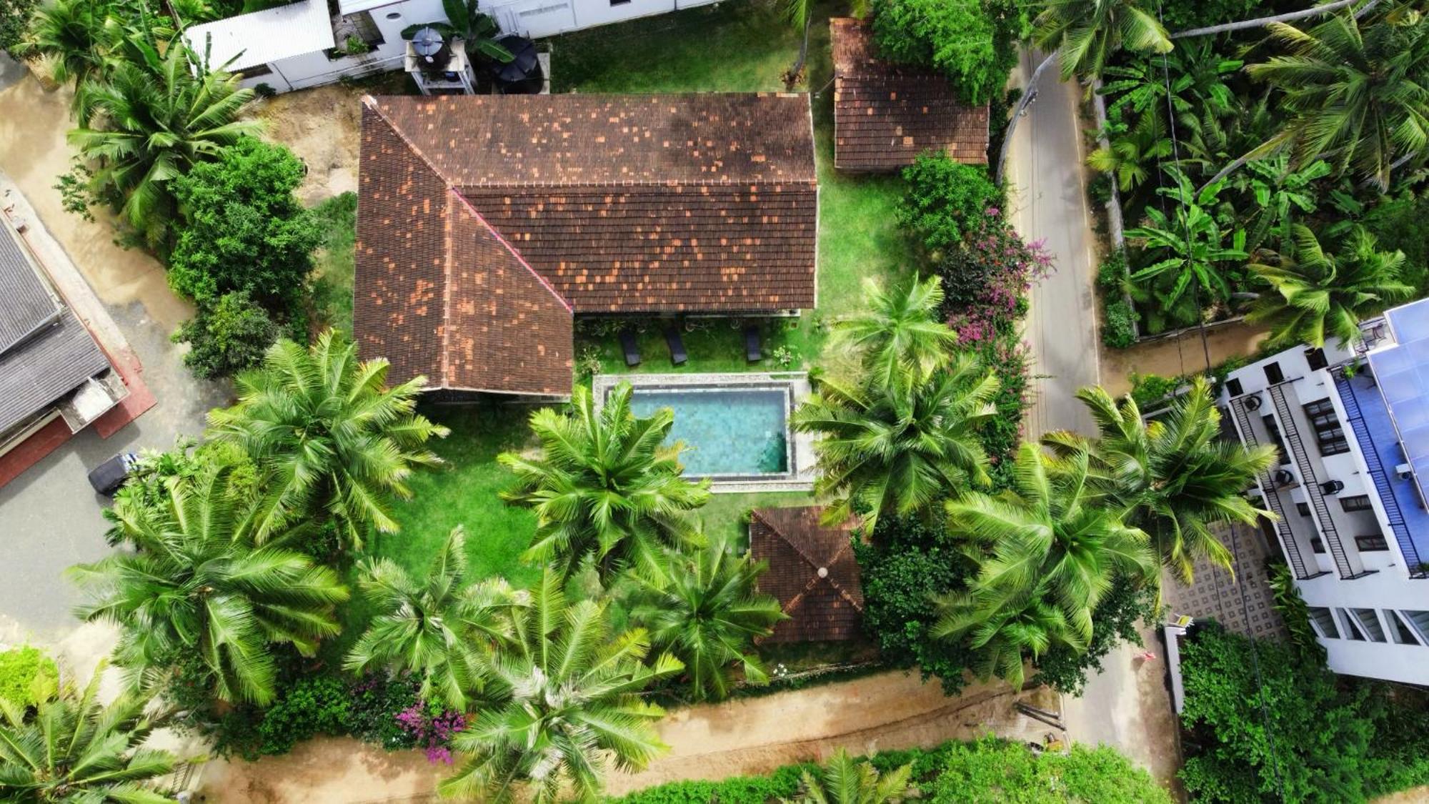 Villa Hiriketiya Диквела Екстериор снимка